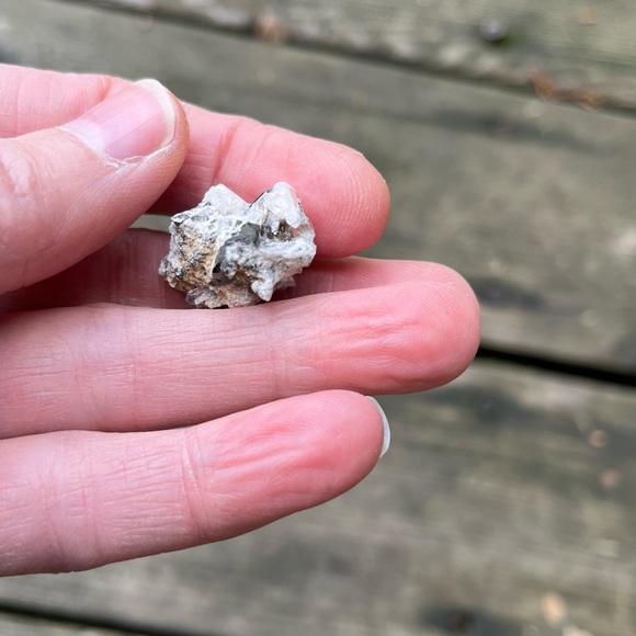 Sherry Topaz Crystals Cluster In Matrix - Picture 15 of 17